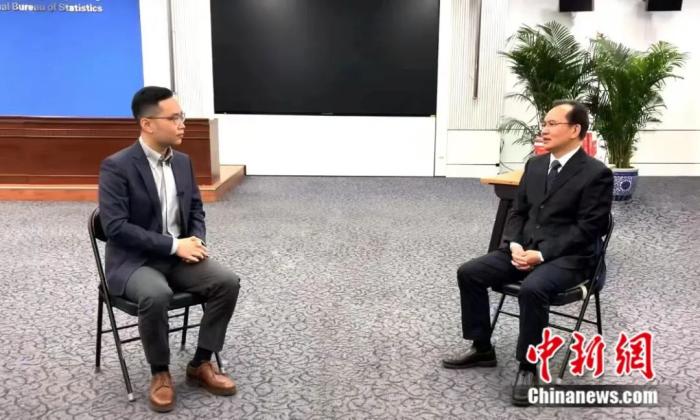 1中新社“中国焦点面对面”对话国家统计局副局长盛来运。迟瀚宇 摄.jpg
